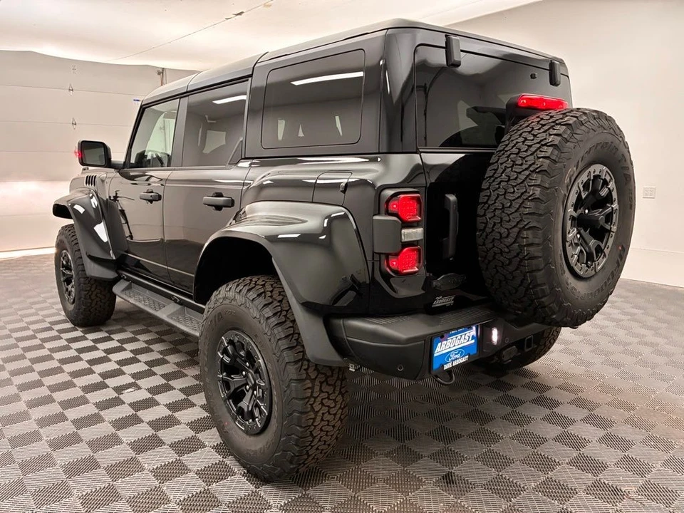 2025 Ford Bronco Raptor 6th Gen - Image 10 of 12