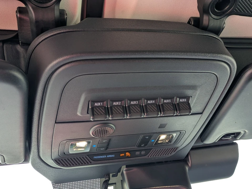 2025 Ford Bronco Raptor 6th Gen - Image 27 of 31
