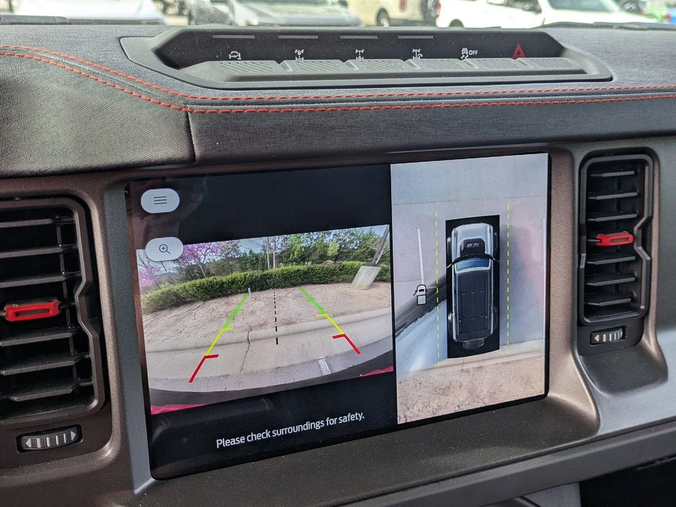 2025 Ford Bronco Raptor 6th Gen - Image 26 of 31