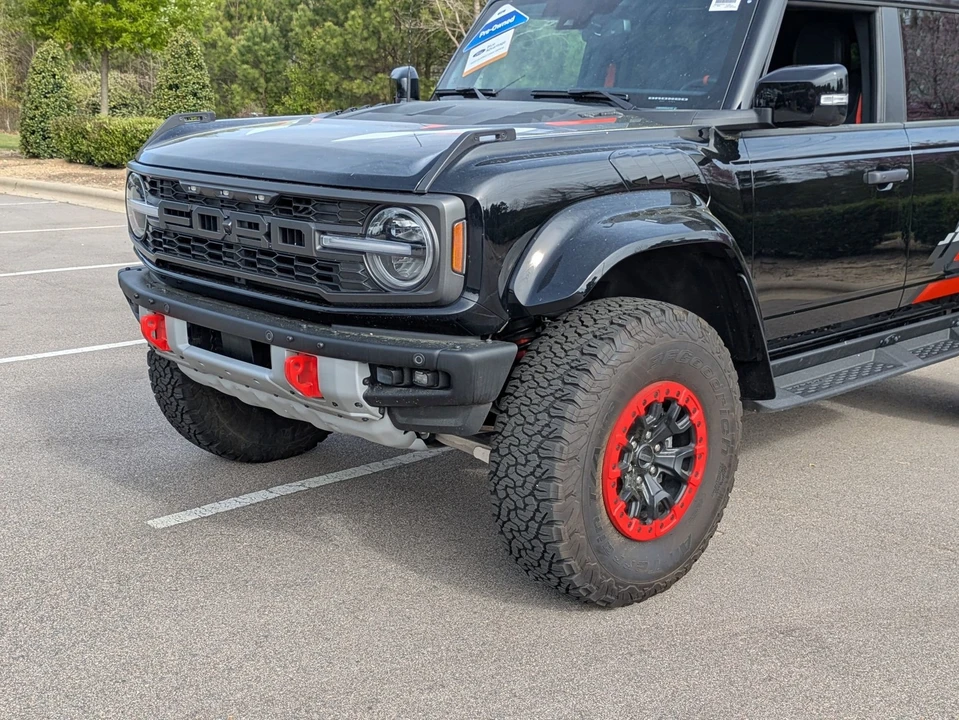 2025 Ford Bronco Raptor 6th Gen - Image 10 of 31