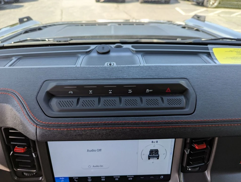 2025 Ford Bronco Raptor 6th Gen - Image 25 of 31