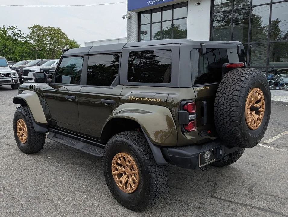 2025 Ford Bronco Raptor 6th Gen - Image 11 of 31