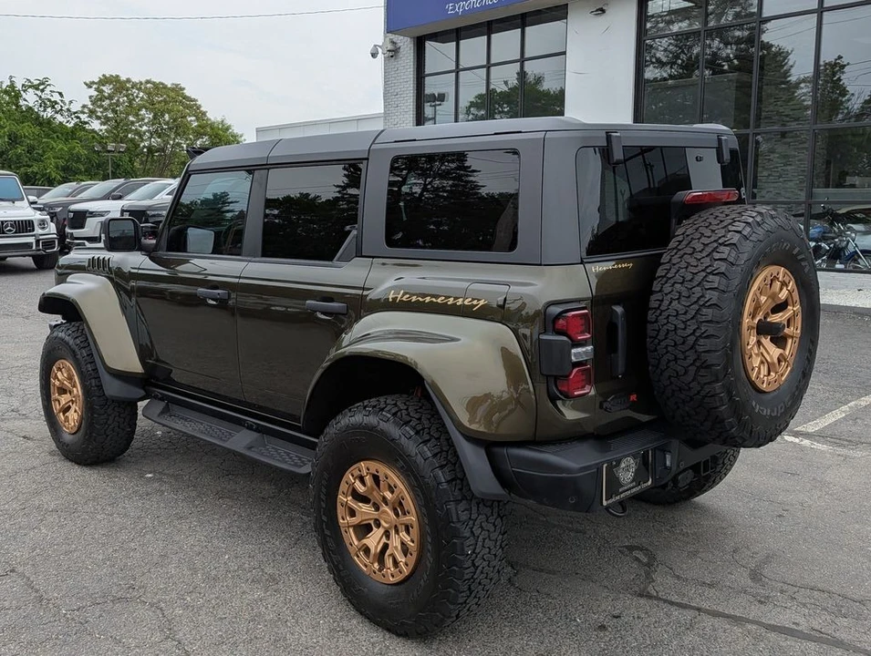 2025 Ford Bronco Raptor 6th Gen - Image 10 of 31