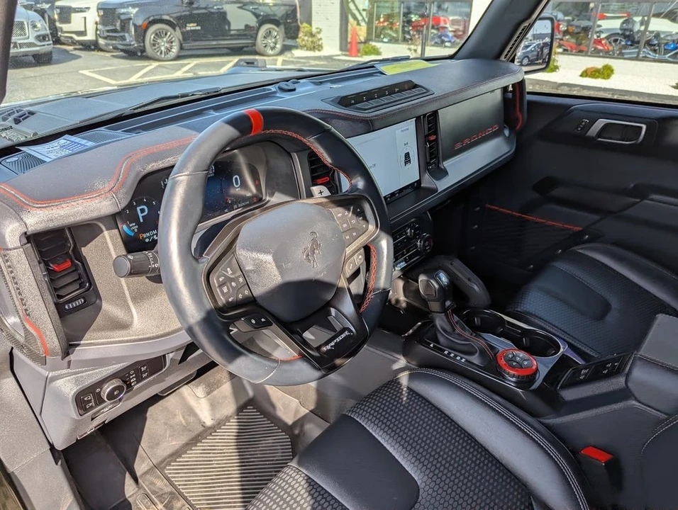 2025 Ford Bronco Raptor 6th Gen - Image 18 of 31