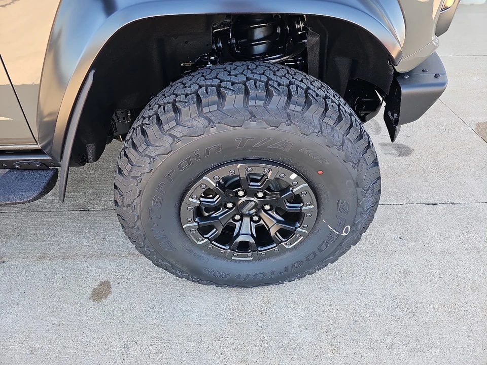 2025 Ford Bronco Raptor 6th Gen - Image 4 of 21