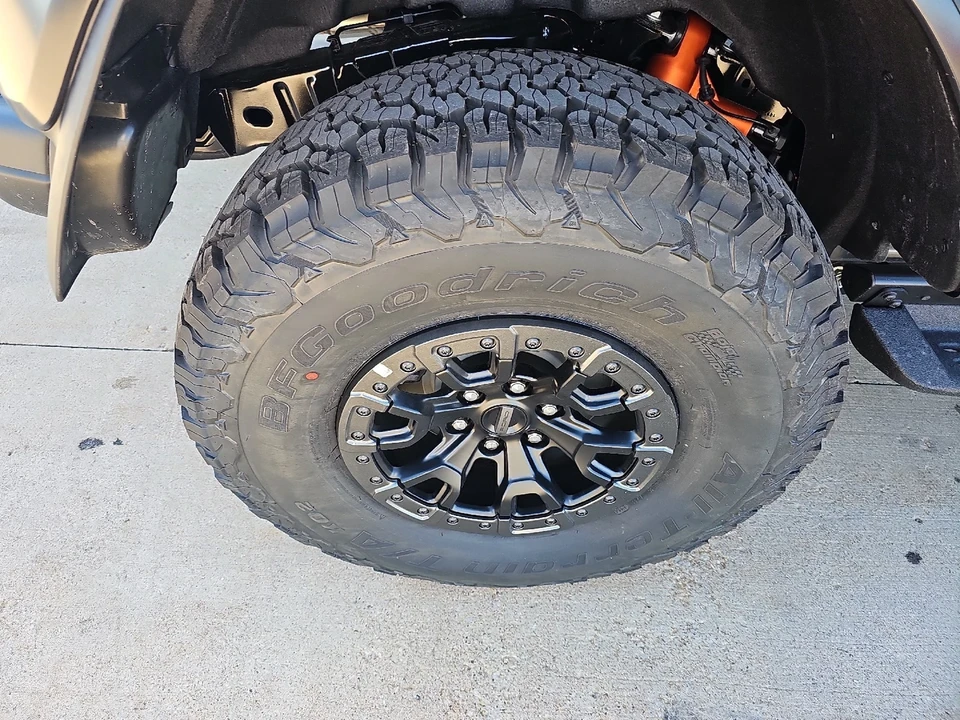 2025 Ford Bronco Raptor 6th Gen - Image 10 of 21