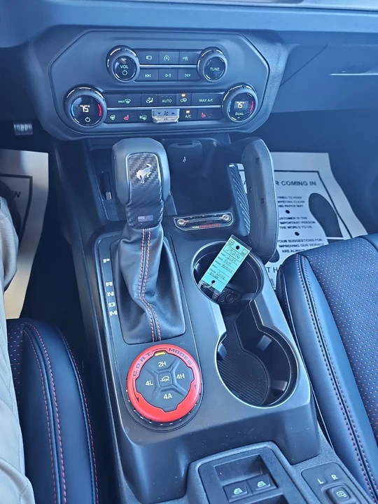 2025 Ford Bronco Raptor 6th Gen - Image 27 of 28