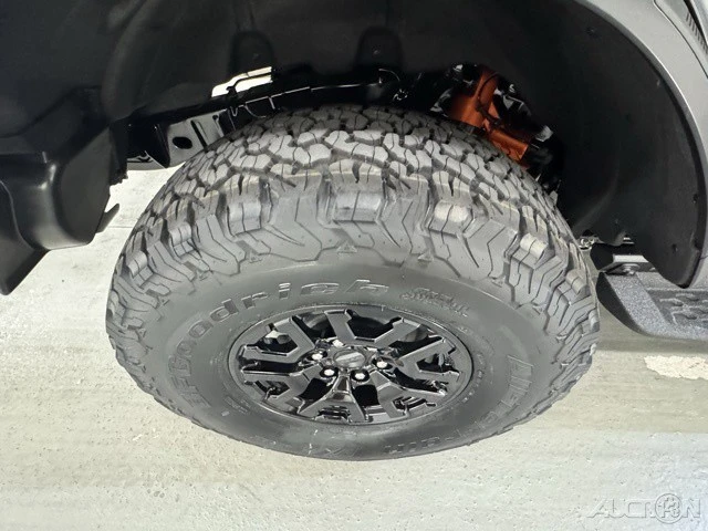 2025 Ford Bronco Raptor 6th Gen - Image 4 of 12