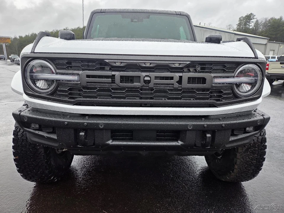 2025 Ford Bronco Raptor 6th Gen - Image 15 of 21
