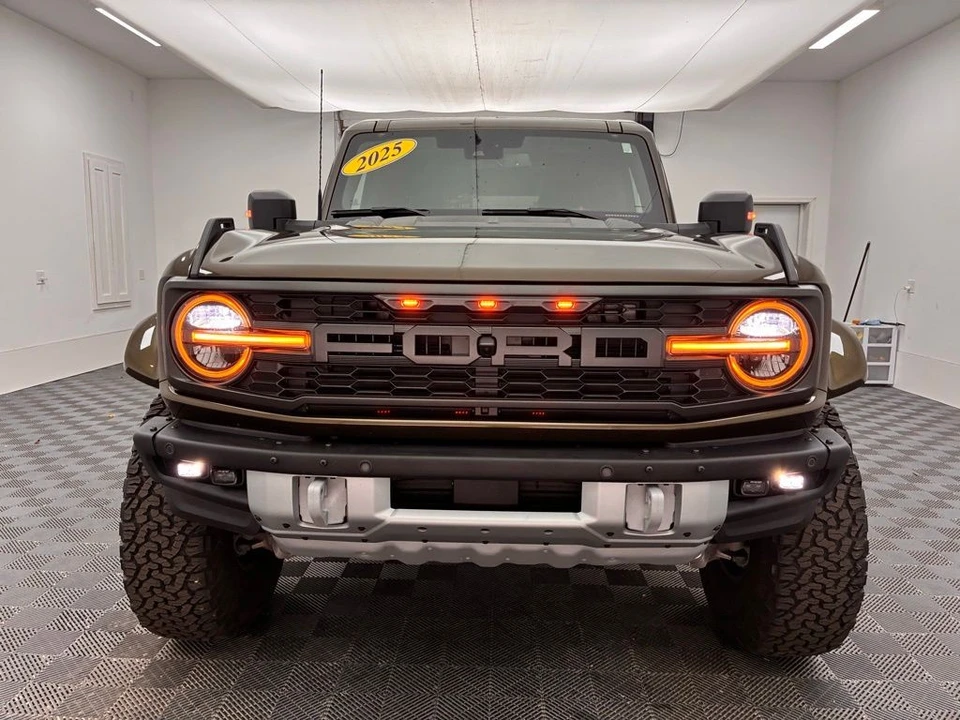 2025 Ford Bronco Raptor 6th Gen - Image 12 of 21