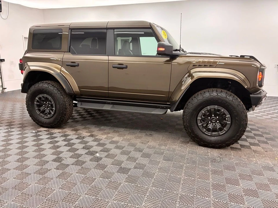 2025 Ford Bronco Raptor 6th Gen - Image 8 of 12
