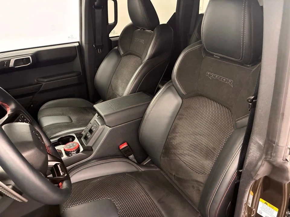 2025 Ford Bronco Raptor 6th Gen - Image 17 of 21