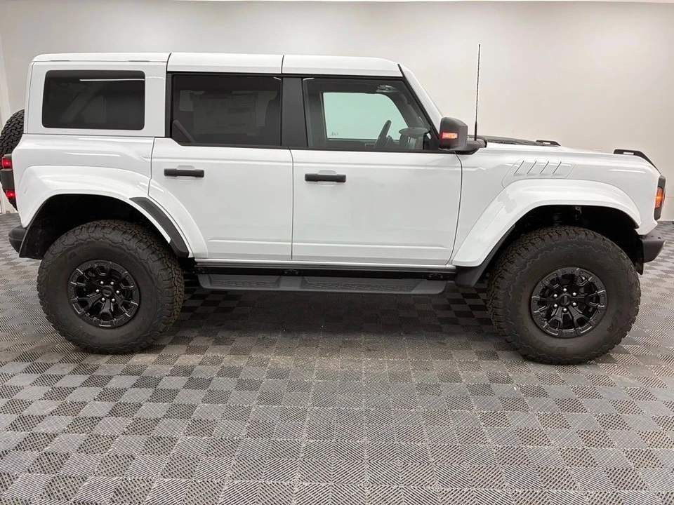 2025 Ford Bronco Raptor 6th Gen - Image 8 of 12