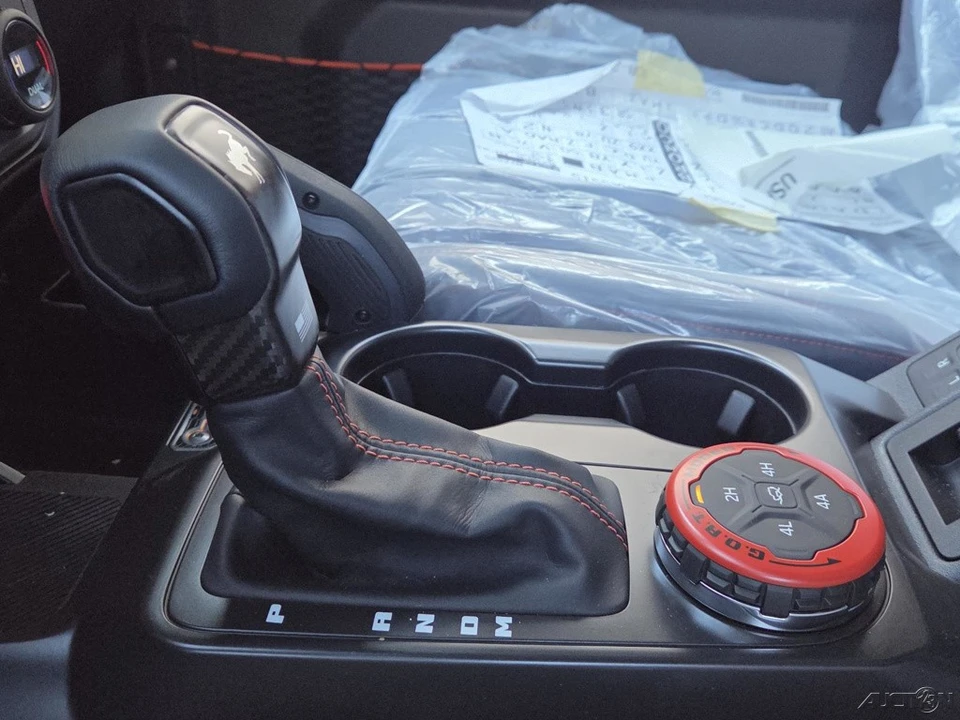 2025 Ford Bronco Raptor 6th Gen - Image 17 of 21