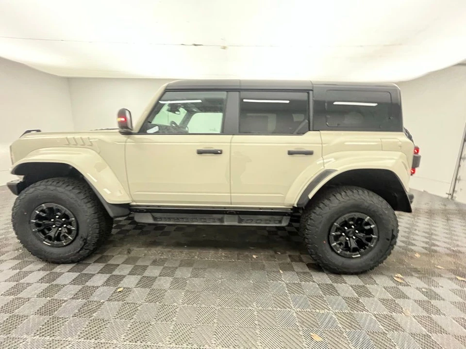 2025 Ford Bronco Raptor 6th Gen - Image 11 of 12