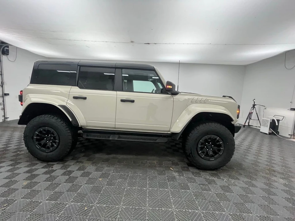2025 Ford Bronco Raptor 6th Gen - Image 6 of 12
