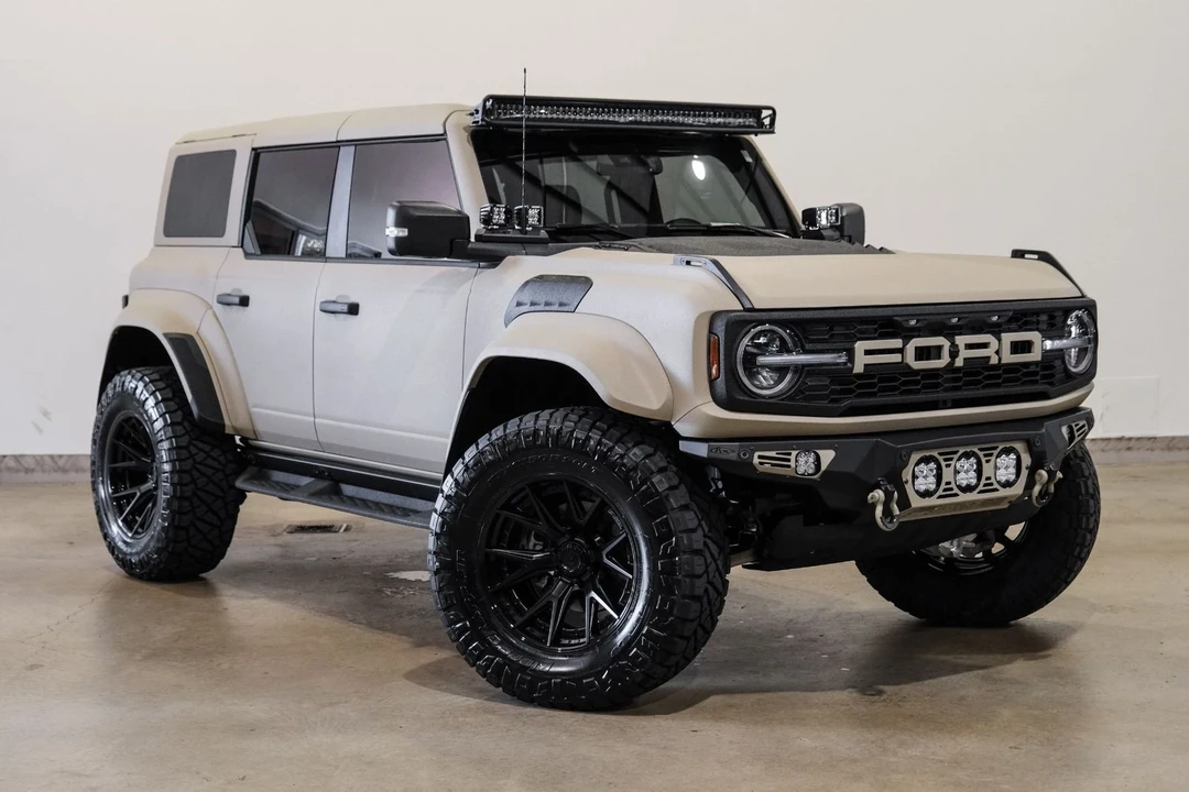2025 Ford Bronco Raptor 6th Gen - Image 8 of 12