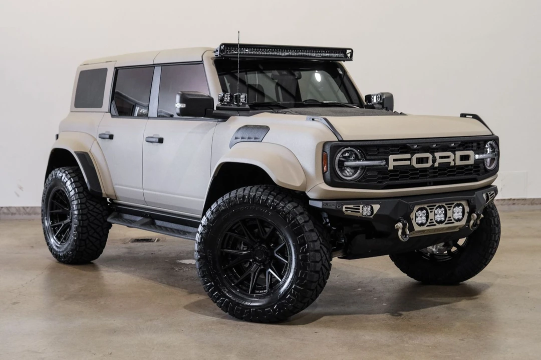 2025 Ford Bronco Raptor 6th Gen - Image 8 of 12