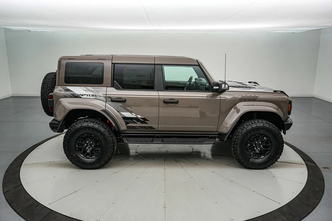 2025 Ford Bronco Raptor 6th Gen - Image 4 of 21