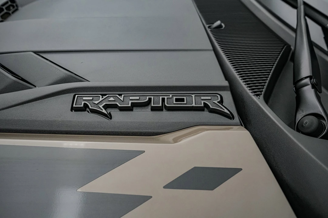 2025 Ford Bronco Raptor 6th Gen - Image 13 of 21