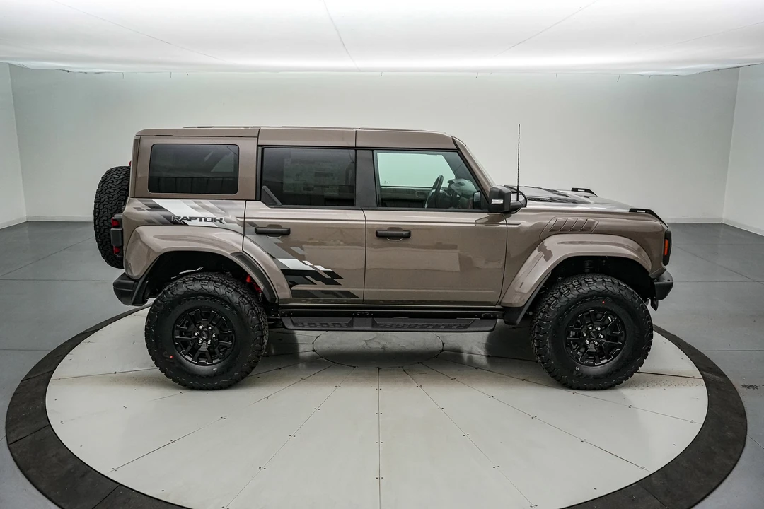 2025 Ford Bronco Raptor 6th Gen - Image 4 of 21