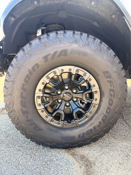 2025 Ford Bronco Raptor 6th Gen - Image 8 of 19