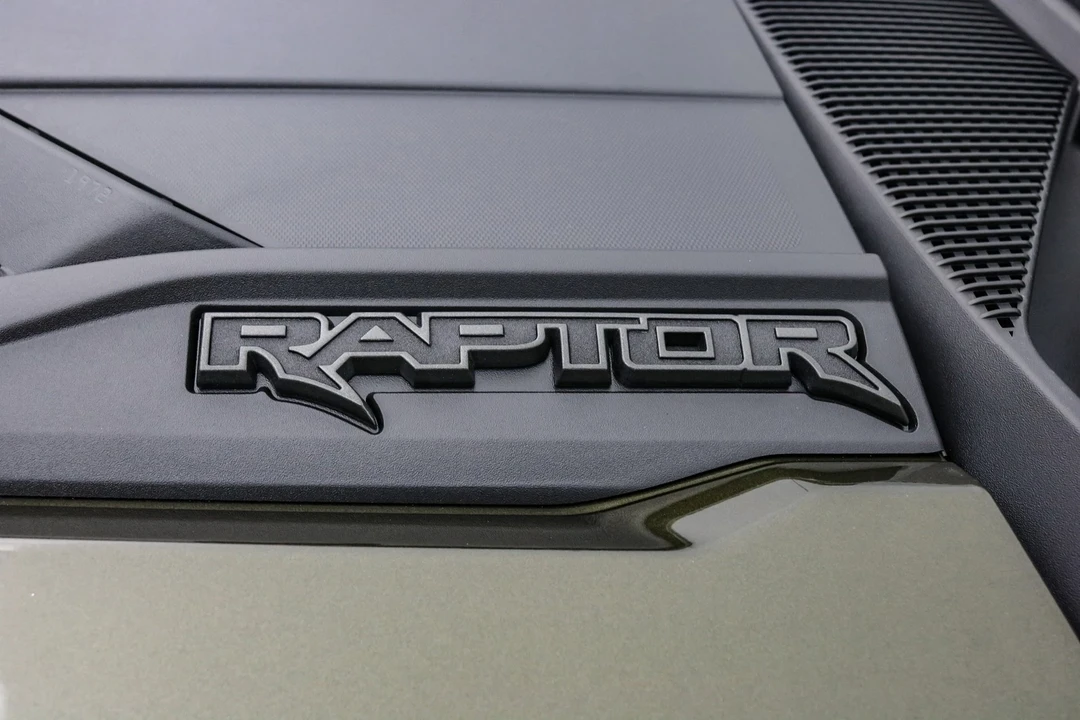2025 Ford Bronco Raptor 6th Gen - Image 13 of 21