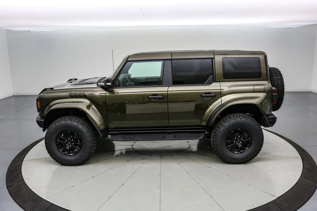2025 Ford Bronco Raptor 6th Gen - Image 8 of 21