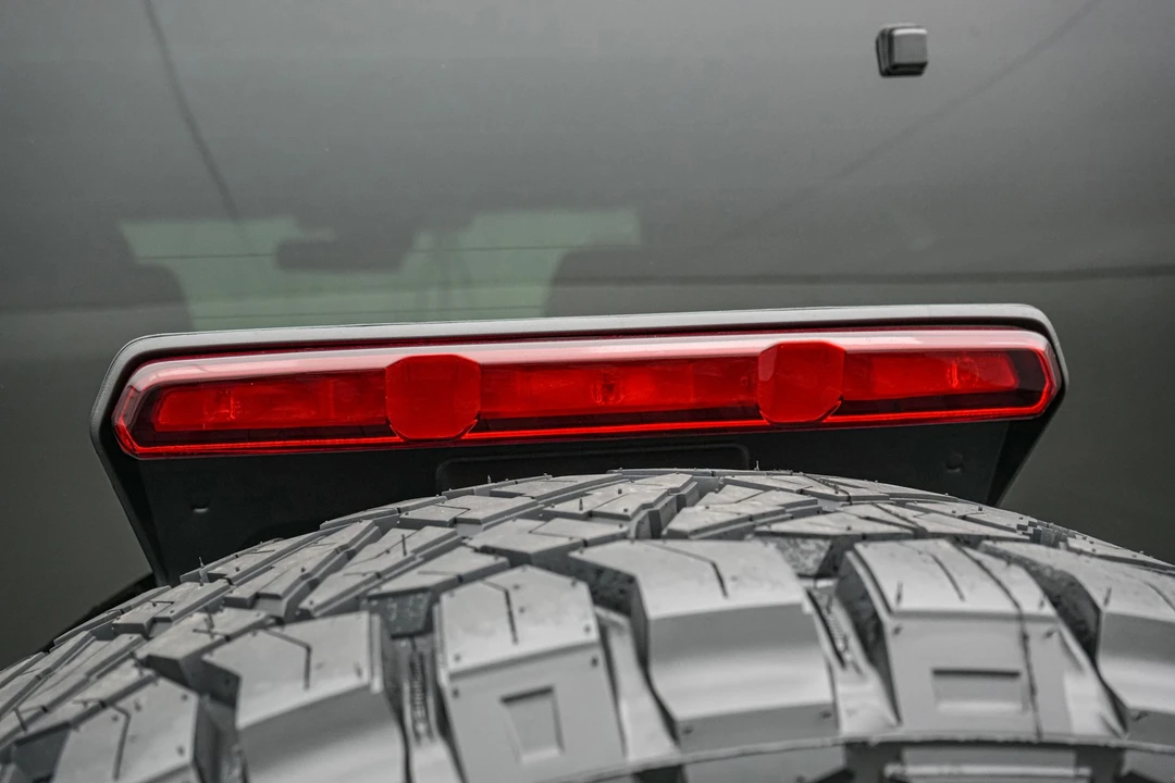 2025 Ford Bronco Raptor 6th Gen - Image 27 of 31
