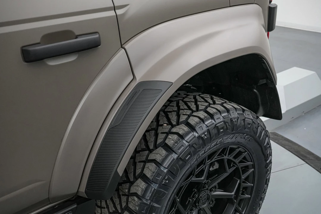 2025 Ford Bronco Raptor 6th Gen - Image 22 of 31