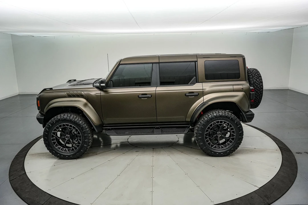 2025 Ford Bronco Raptor 6th Gen - Image 9 of 21