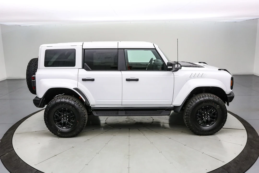 2025 Ford Bronco Raptor 6th Gen - Image 4 of 21