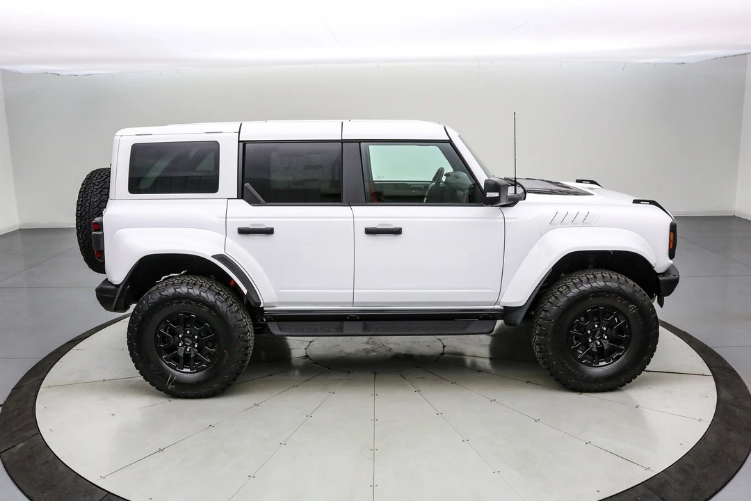 2025 Ford Bronco Raptor 6th Gen - Image 4 of 21