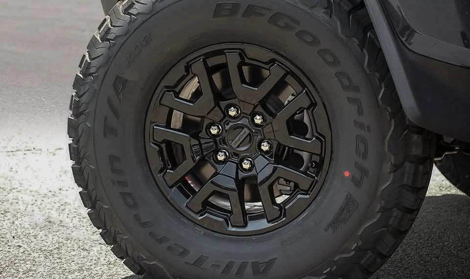 2025 Ford Bronco Raptor 6th Gen - Image 6 of 19