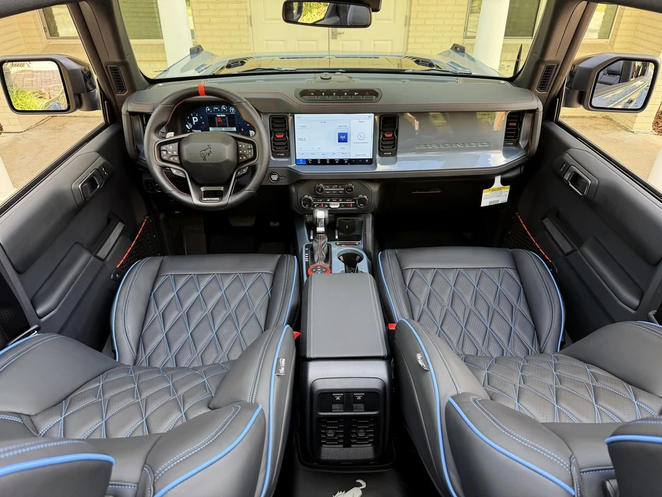 2025 Ford Bronco Raptor 6th Gen - Image 10 of 21