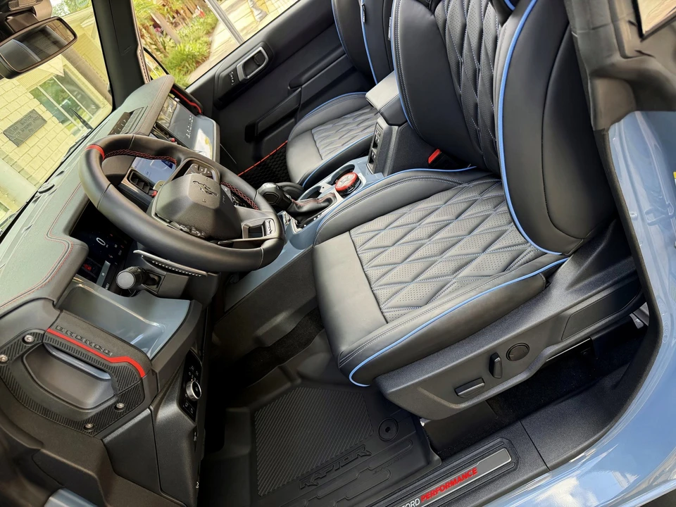 2025 Ford Bronco Raptor 6th Gen - Image 16 of 21