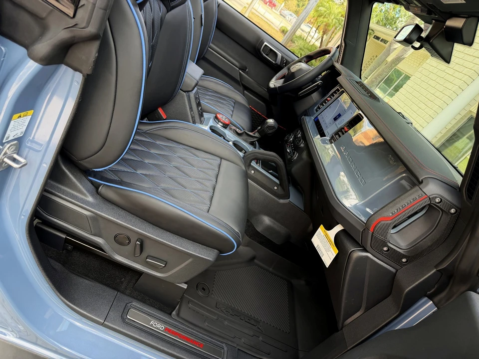 2025 Ford Bronco Raptor 6th Gen - Image 18 of 21