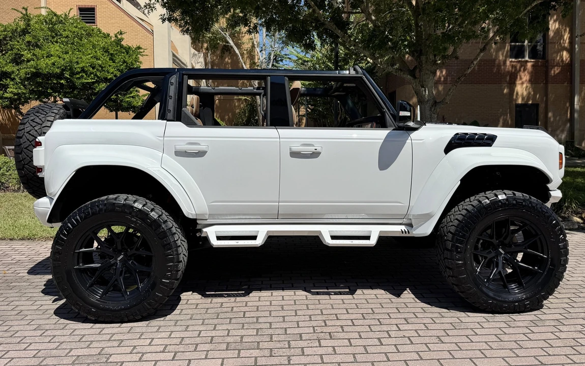 2025 Ford Bronco Raptor 6th Gen - Image 8 of 21