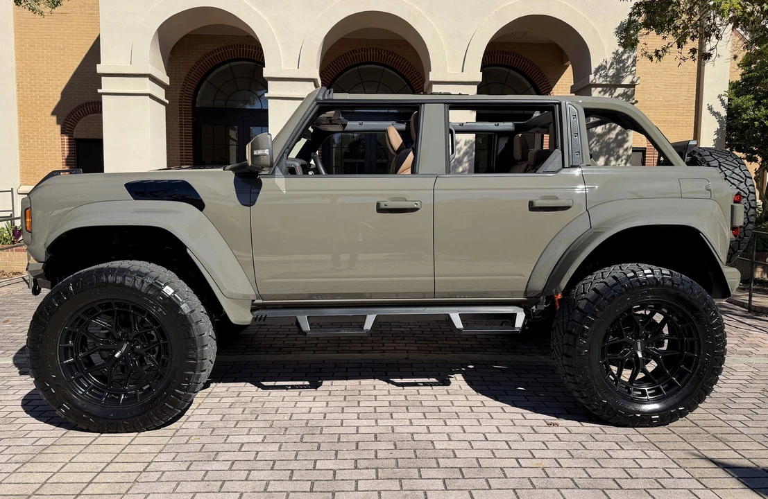 2025 Ford Bronco Raptor 6th Gen - Image 6 of 21