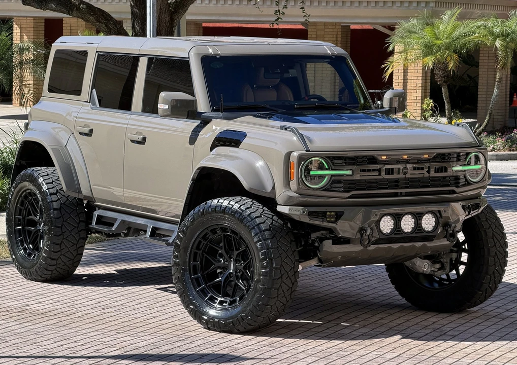 2025 Ford Bronco Raptor 6th Gen - Image 9 of 21