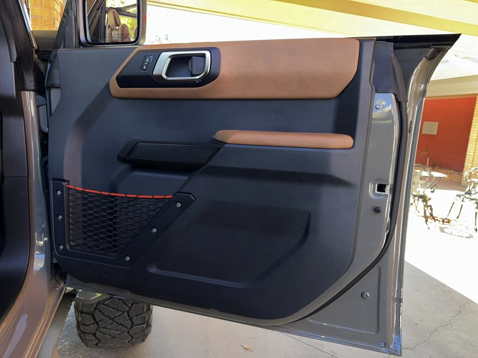 2025 Ford Bronco Raptor 6th Gen - Image 17 of 21
