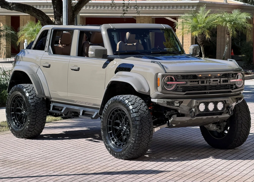 2025 Ford Bronco Raptor 6th Gen - Image 5 of 21