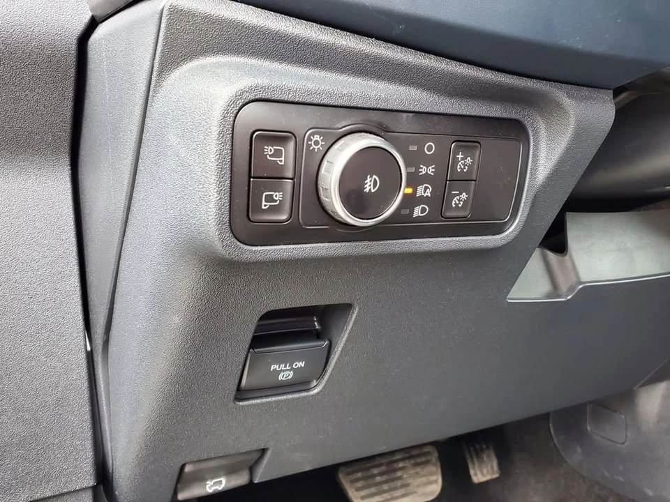 2025 Ford Bronco Raptor 6th Gen - Image 13 of 20