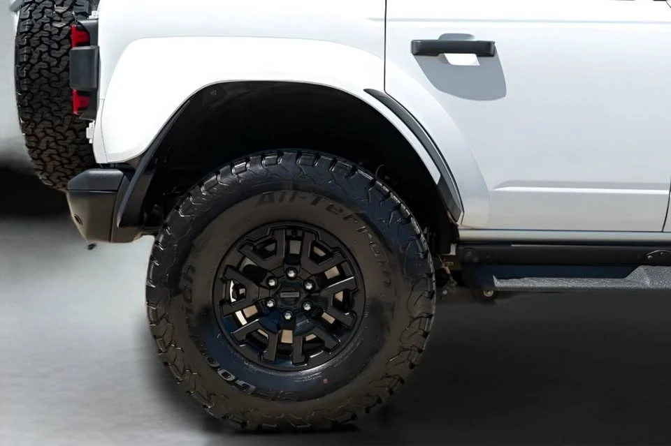 2025 Ford Bronco Raptor 6th Gen - Image 6 of 20