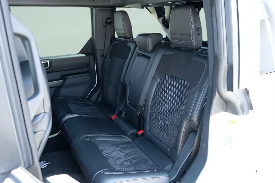 2025 Ford Bronco Raptor 6th Gen - Image 12 of 20