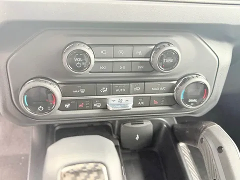 2025 Ford Bronco Raptor 6th Gen - Image 2 of 10