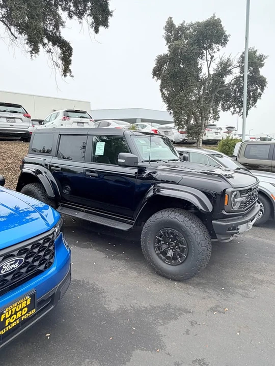 2025 Ford Bronco Raptor 6th Gen - Image 5 of 10