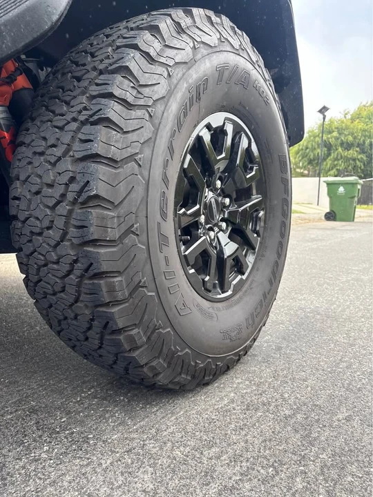 2025 Ford Bronco Raptor 6th Gen - Image 11 of 14