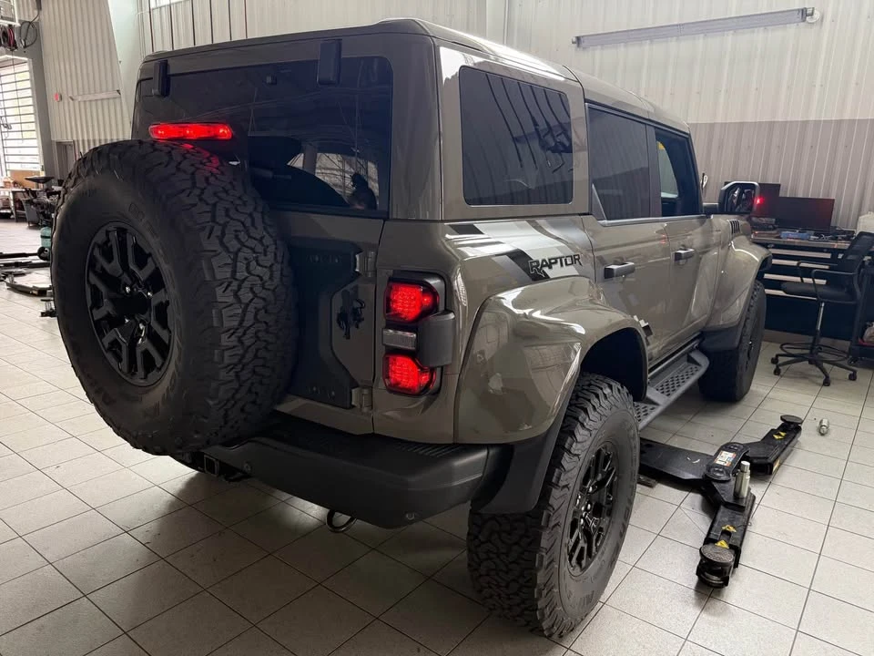 2025 Ford Bronco Raptor 6th Gen - Image 2 of 9