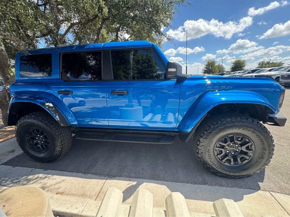 2025 Ford Bronco Raptor 6th Gen - Image 2 of 10